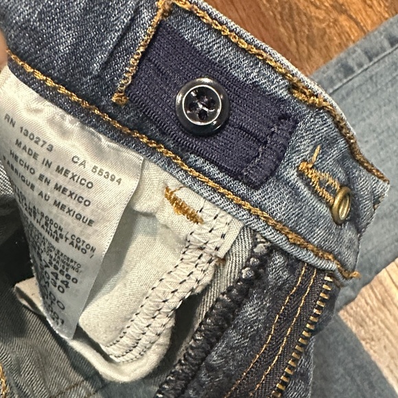 Wrangler Classic Straight Blue Little Boy Denim Jeans - Picture 11 of 11